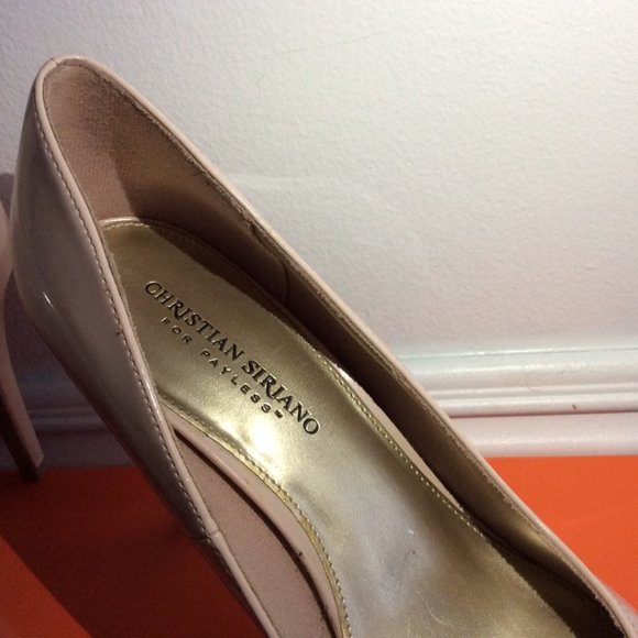 High heels - Picture 4 of 4